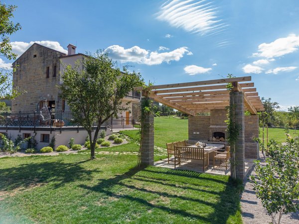 Pergolas bioclimatiques : les différents matériaux possibles